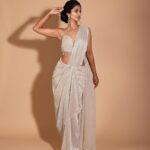 Keerthi Pandian Instagram - Crafted with Stardust ✨ Photographer - @lakshmiijagan Hair - @vyshalisundaram_hairstylist Styling - @shilpaiyer Outfit - @chaitanyarao_official #glowup