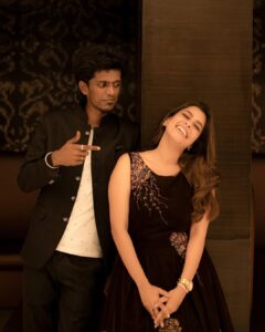Keerthi shanthanu Instagram - Hosting along with @bjbala_kpy is semma fun🤩 sweet guy!
For #pichaikaran2 audio launch !
Thank u @camerasenthil anna for these quick & fun captures 🤩
Outfit : @malarvikrambridalcouture