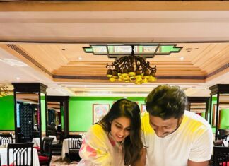 Keerthi shanthanu Instagram - a Twin Anniversary celebration❤️ @shanthnu & myself Sharing the same anniversary date along with this beautiful couple #FahadFazil & @nazriyafahadh 🤗 thank you #ALVijay sir for hosting us 💕
