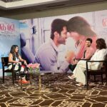 Keerthi shanthanu Instagram - When ur crushed in between two Heartthrobs 💕🔥 too much to handle @thedeverakonda & @samantharuthprabhuoffl Such a pleasure to interact with both of you 💕 #kushi Thanx to the sweetest production house @mythriofficial & @proyuvraaj 💕 Wearing : @shilpavummiti #happy