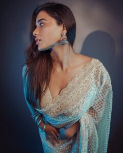 Ketika Sharma Instagram - Au clair de lune 🌗  #2 

Styled by @rashmitathapa
Wearing @sabaahat
Jewellery @amrapalijewels
Shot by @puchi.photography 
HMU @makeuphairbyrahul
Draping @deparsalon 

#brotheavatar #prereleaseevent #promotional #look #whitetheme #brotheavatarfromjuly28🌀