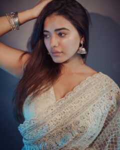 Ketika Sharma Instagram - Au clair de lune 🌗  #2 

Styled by @rashmitathapa
Wearing @sabaahat
Jewellery @amrapalijewels
Shot by @puchi.photography 
HMU @makeuphairbyrahul
Draping @deparsalon 

#brotheavatar #prereleaseevent #promotional #look #whitetheme #brotheavatarfromjuly28🌀