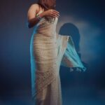 Ketika Sharma Instagram - Au clair de lune 🌗 #2 Styled by @rashmitathapa Wearing @sabaahat Jewellery @amrapalijewels Shot by @puchi.photography HMU @makeuphairbyrahul Draping @deparsalon #brotheavatar #prereleaseevent #promotional #look #whitetheme #brotheavatarfromjuly28🌀