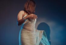 Ketika Sharma Instagram - Au clair de lune 🌗 #2 Styled by @rashmitathapa Wearing @sabaahat Jewellery @amrapalijewels Shot by @puchi.photography HMU @makeuphairbyrahul Draping @deparsalon #brotheavatar #prereleaseevent #promotional #look #whitetheme #brotheavatarfromjuly28🌀