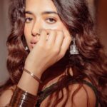 Ketika Sharma Instagram – Yesterday for #brotheavatar Trailer launch, have you watched the trailer yet??😍 link in my bio 

Styled by @rashmitathapa
Wearing @byshahmeenhusain
Shot by @puchi.photography 
HMU @makeuphairbyrahul 

#movie #promotions