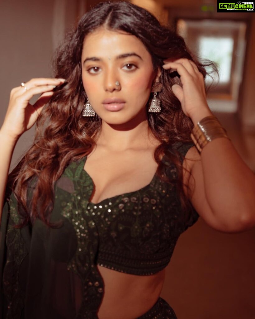 Ketika Sharma Instagram - Yesterday for #brotheavatar Trailer launch, have you watched the trailer yet??😍 link in my bio Styled by @rashmitathapa Wearing @byshahmeenhusain Shot by @puchi.photography HMU @makeuphairbyrahul #movie #promotions