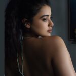 Ketika Sharma Instagram – I see you, I see the light in you, I see how powerful you are, I see how magical you are ✨ #loveandlight 

Portraits by @shazzalamphotography 🔥

#portraiture #portraitcentral 🫠 
#alllovenohate