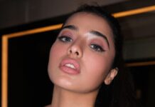 Ketika Sharma Instagram - How you Doin? 🦖 Shot by @pranav.foto 💣 Makeup by @sadhnasingh1 💕 #portraits #clean #chic #moodboard