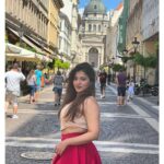 Ketika Sharma Instagram – The gorgeous Budapest 💖

#tb #hungary #budapest #day #tour Budapest, Hungary