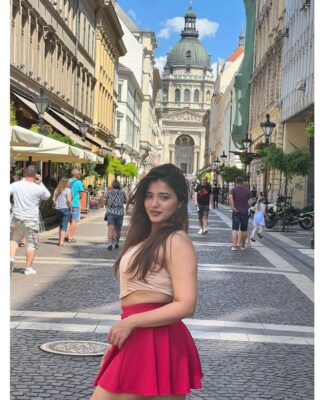 Top 10 Memorable Instagram Photos of Ketika Sharma
