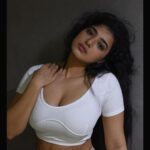 Ketika Sharma Instagram - Oh Sunday. 📸- @shazzalamphotography (#lovethem )🔥✨💛 #sunday #instapic #portrait #love #sundayvibes #loveandlight