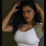 Ketika Sharma Instagram - Oh Sunday. 📸- @shazzalamphotography (#lovethem )🔥✨💛 #sunday #instapic #portrait #love #sundayvibes #loveandlight