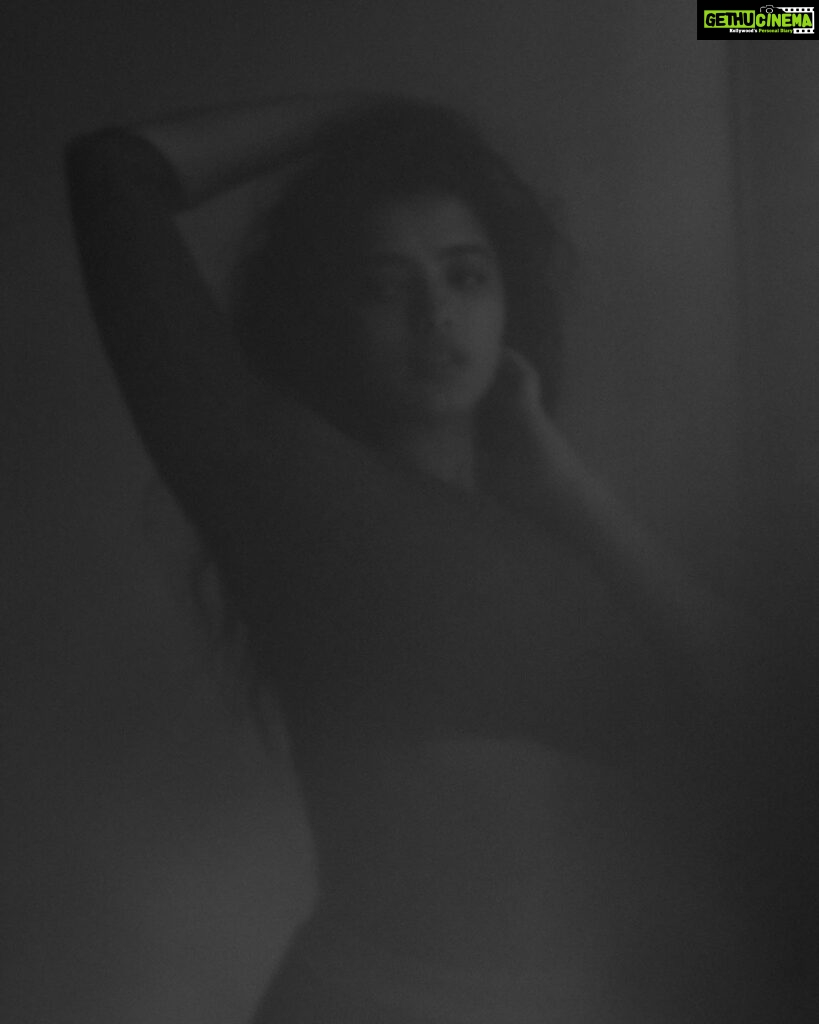 Ketika Sharma Instagram - She said, “What if I dive deep? Will you come in after me? Would you share your flaws with me? Let me know ….” 📸- @shazzalamphotography 🔥 #moodygrams #quoted #pinksweats #honesty #lyrics #musings #vibing #portrait