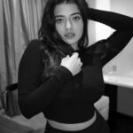 Ketika Sharma Instagram – aime et être aimé 💝

@pranav.foto 

#portrait #mood #moodboard