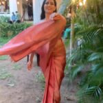 Komal Sharma Instagram - Feet on the ground,head in the cloud #actress #model #film #movie #gorgeous #trending #viral #fashionista #celebrity #likes #trending #reeltoreel #modellife #actor #trendingnow #classicbeauty #bollywood #silk #sareelove #indianwear #ethnicwear #sareeseduction