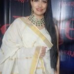 Komal Sharma Instagram - Be You Be-You-tiful #reels #reelsinsta #instareels #viralreels #trending #trendingreels #explore #fashion #reelsinstagram #sareestyle #komalsharma #actresslife #tamilactress #beautiful
