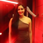 Komal Sharma Instagram – @actresskomalsharma all time innocent hotty 

@tigersachi