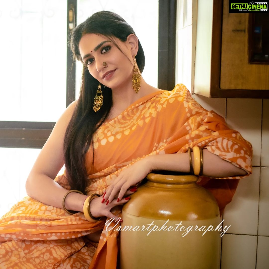 Komal Sharma Instagram - #udaipurblog #udaipurdiaries #blackdress #udaipur #yourshot_india #clickindiaclick #travelrealindia #indiaphotosociety #yourclicks #colorsofindia #jaipur #indiangirlstravel #girlwhotravel #indianpictures #indianphotosociety #indiaview #shotonOnePlus #meinbhiphotographer #travelblogger #snapseedindia #canon #photography #photoshoot #model #trending #instadaily #explorepage #explorepage Chennai, India