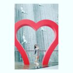 Komal Sharma Instagram - I just can’t help falling in love with Dubai.😍😍❤️❤️ Captured by - very talented @iamvaishakh Vaishak Vishwanath Pro - @a._john_pro Dubai Mall