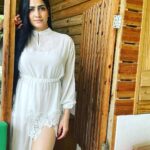 Komal Sharma Instagram - Where gorgeousness meets gracefulness beauty gets enlivened @a._john_pro #indianactress #bollywoodactress #malyalamactress #tamilactress #actorslife #shoot #whitedress
