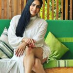 Komal Sharma Instagram - Where gorgeousness meets gracefulness beauty gets enlivened @a._john_pro #indianactress #bollywoodactress #malyalamactress #tamilactress #actorslife #shoot #whitedress