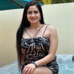 Komal Sharma Instagram - Be a mermaid and make waves #maldives #MaldivesTourism #Tourism #LoveMaldives #love#addu #visitmaldives #actress #actresslife #komalsharma Pro - @a._john_pro Location - @canareef