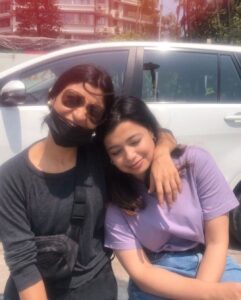 Konkona Sen Sharma Instagram - Thank you for all the love for Mirror - Lust Stories 2! These are some of the incredible team behind the film. There are many who are missing here but thank you all for coming out to play! 

1. Cameo by Lizard
2. My kickass AD team Chirag, Siddharth and Hitesh 
3. My first collaborator in all things Disha Rindani. 
4. Sister of my heart Costume Designer Damini Das. 
5. Partner in crime Production Designer Tiya Tejpal 
6. My inner eye Cinematographer Anand Bansal 
7. Looking at my movie!
8. My Isheeta at the look test - the brave, the tremendous Tillotama, thanks for holding my hand as we traversed this tricky terrain!
9. Seema and Kamal at rehearsals. Amruta the astonishing who can do anything and the moral conscience of the film Shrikant Yadav, both of whom gently guided me through all kinds of intimacies with warmth, dignity and trust. 
10. My co writer Pooja Tolani - will we ever have so much fun again??

Director: @konkona 
Producer: @ashidua @konkona @flyingunicornfilms @rsvpmovies 
Writer: @poojatolani.21 & @konkona 
Cast: @amrutasubhash @tillotamashome @yadavshrikant 
Platform: @netflix_in 
Executive Producer: @mehrasahil 
Cinematographer: @anandbansal2810
Editor: @djangokaza
Music: @saggydeee 
Production Designer: @teebirdfly
Costume Designer: @damini_styles
Associate Director: #DishaRindani 
Post Producer: @akananai
Colorist: @mahak_gupta_
Sound Design & Engineer: @devbibin
Hair & Make-up: @sangeetarawal19 @jaykanojia 
Casting: @castingbay
Visual Effects: @smrollingfx #16BitProductions
First AD: @kochar.chirag
Line Producer: @ravishankar_1987
Script Supervisor: @mishra.sakshi
Sound Recordist: @kodadirajesh
First AC: @priiyaam
Art Director: @richardviag_artdir
Set Decorator: @PappuKaana
Second AD: @thesidharth
Second AD: @mysurumasaladosa
Prop Master: @shalmolee.m
Second AC: @kintuparantu
Focus Puller: @sibamaity 
Costume Assistant: @niddhi_jain
Associate Editor: #HimanshuSharma @pooja_jpillai 
Assistant Colorist: @kuttz_
Production Manager: @AmitMaru0312
Production Manager: #WassimMukadam
Production Executive: @ajitabhsingh
Intern AD: @some_pretentious_name
Picture Finishing Studio: @bridgepostworks
Sound Studio: @dnbstudioz