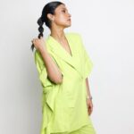 Konkona Sen Sharma Instagram – Neon for a rainy day! 💚💚

Wearing: @rishtabyarjunsaluja
Earrings: @viangevintage
Heels: @zara
Styled by @damini_styles 
Makeup: @komzy_le
Hair: @nimishashah210
Photographer: @dinesh_ahuja