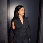 Konkona Sen Sharma Instagram – Felt like a boss at the Lust Stories 2 Premiere! All thanks to this amazing team: 
🖤🤍
Outfit: @qua.clothing
Jewellery: @minerali_store
Styled by: @damini_styles
Assisted by: @niddhii_jain
Makeup: @seldon_makeup 
Hair: @hairbyykaushall
Photographer: @pehelaggarwal