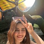 Kriti Sanon Instagram - Chaotic - Super Fun - Memorable From missing flights to forgetting phones in cabs, to magic shows, pouts, butterflies, songs on streets and incredible nights.. Vegas- thank you for a memorable weekend! 🥳🫶🏻💋 @nupursanon @sukritigrover
