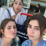 Kriti Sanon Instagram - Chaotic - Super Fun - Memorable From missing flights to forgetting phones in cabs, to magic shows, pouts, butterflies, songs on streets and incredible nights.. Vegas- thank you for a memorable weekend! 🥳🫶🏻💋 @nupursanon @sukritigrover