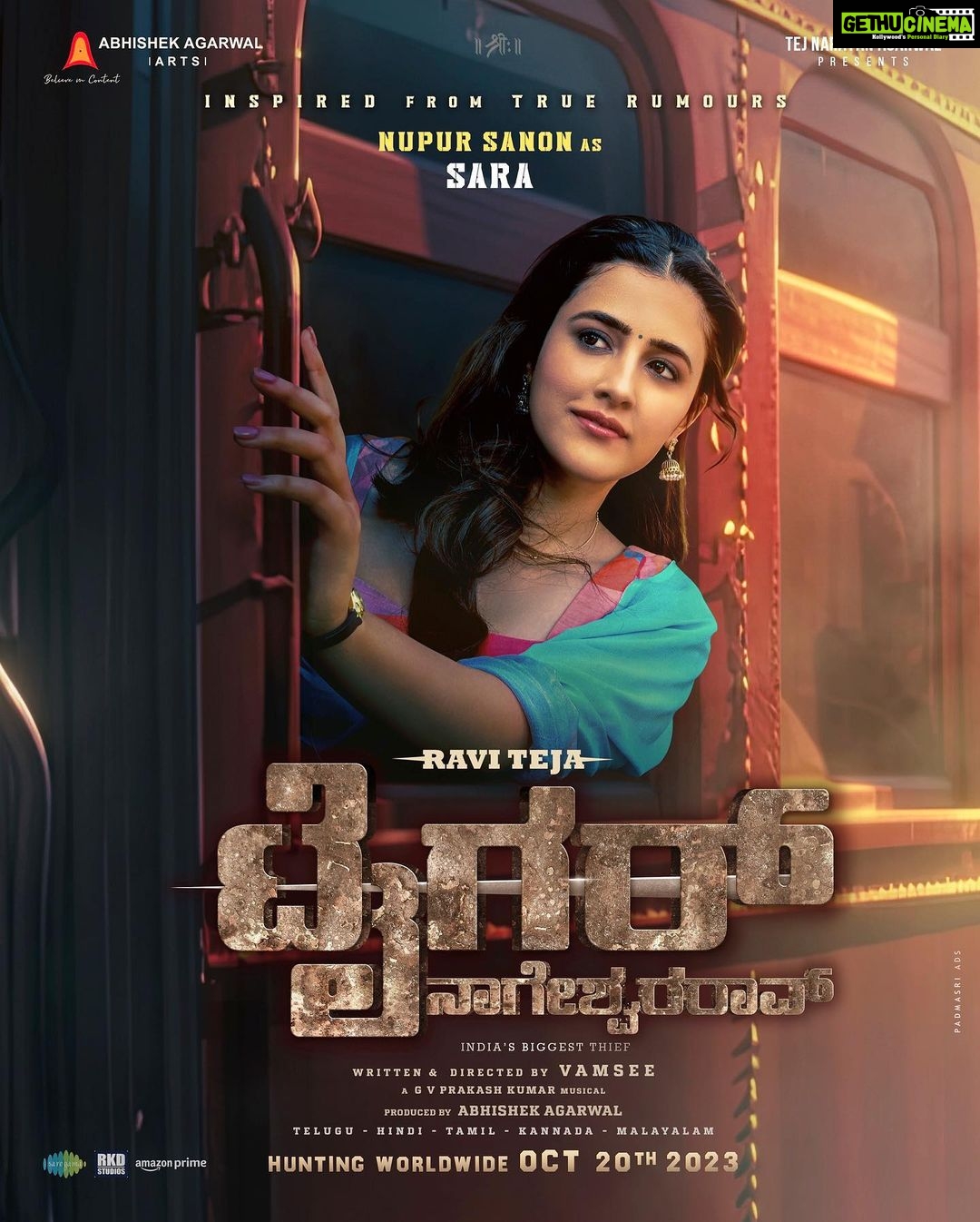 Kriti Sanon Instagram - Nothing makes me feel prouder than to launch my sister’s first PAN INDIA film Poster!🥹🧿❤️ #TigerNageswaraRao Meet our TIGER'S LOVE ❤️ Introducing @nupursanon as the lovely Sara from the GRAND WORLD of #TigerNageswaraRao 🥷 WORLDWIDE HUNT begins from October 20th 🐯🔥 @raviteja_2628 @dirvamsikrishna @abhishekofficl @anupampkher @renuudesai @gayatribhardwaj__ @senguptajisshu @gvprakash @madhie_dop @kollaavinash @srikanth_vissa @castingchhabra @mayank_singhaniya @archana.singal.12 @saregamatelugu @aaartsofficial