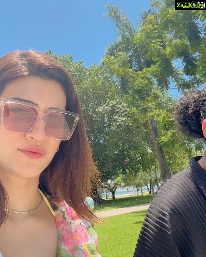 Kriti Sanon Instagram - #CousinsTrip - a first of many more to come! Travelled to the other side of the world to meet & hang.. and it felt so so good! From intense life chats to teaching few words of marathi to ludo matches to just having the best time❤️ Missing already! @nupursanon @larora92 @kulinarora Our generation isn’t great with keeping in touch.. and at times you realise how important it is to make an effort to stay connected! ♾️❤️ Gotta try and do this every year guys! Maybe next time with the whole gang! 🤪🫶🏻