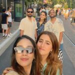 Kriti Sanon Instagram - And it went like… #BirthdayWeek 🦋💖