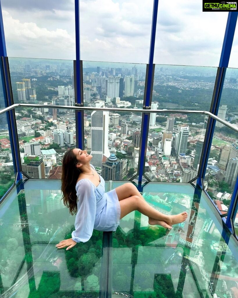 Kritika Sharma Instagram - Just the way I’m feeling I just can’t deny! First day of Malaysia Sky tower , sky box , twin towers 💙 Outfit @khwaab_design_official Styled by @styleby_shivi #travel #malaysia #kualalampur #twintowers #skybox #skytower #girl Kuala Lumpur - KL