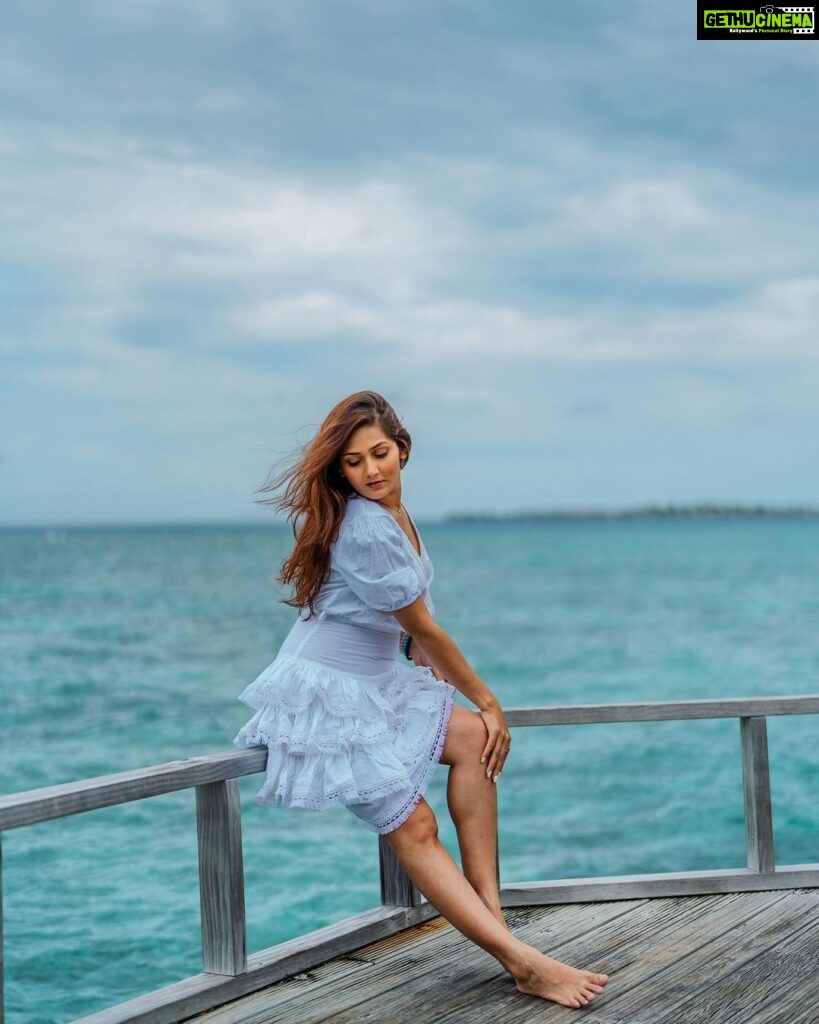Kritika Sharma Instagram - "I left my heart in the Maldives." Location @velassarumaldives #maldives #travel #model #indiangirl #whitedress VELASSARU MALDIVES