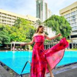 Kritika Sharma Instagram – When you want to turn heads! 
Outfit @siseraa_ 
Styled by @the_neerajpandey 
Earrings @trazenie 
Location @cinnamongrandcolombo 

#travel #srilanka #gown #girl #model #indian #howtoposeingown #redgown Cinnamon Grand Colombo