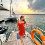 Kritika Sharma Instagram – Yatch party ❤️ 
Outfit @tomberamoureuxin 

@saillanka @goldcoastfilmsofficial @scy.awards 
#saillanka #saillankacharter #scyisthelimit #travel #srilanka #model #indian Srilanka Colambo