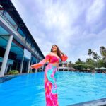 Kritika Sharma Instagram - Pool party ready 🦋 Outfit @trazenie Styled by @rimadidthat @cinnamonbeyberuwala @goldcoastfilmsofficial @scy.awards #CinnamonBeyBeruwala #CinnamonHotels #VisitSriLanka #TravelWithWalkersTours #SCYistheLimit #srilanka