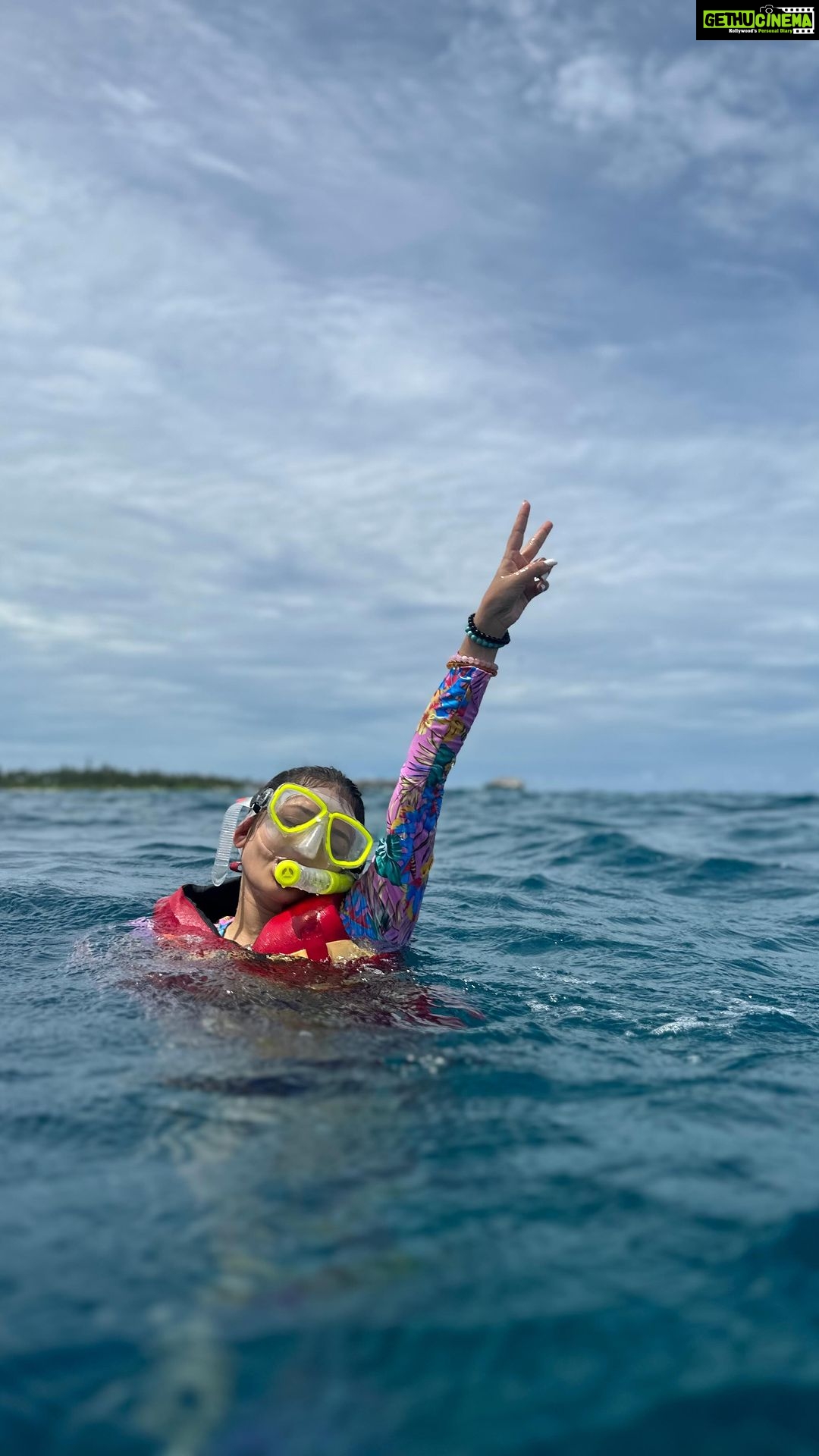 Kritika Sharma Instagram - Snorkelling in Maldives ! 💙 We saw dolphins and fishes and one turtle ! Thank you @velassarumaldives 🦋 for this experience ! Travel partner @osmoholidays #travel #snorkelling #maldives #marinelife #fishes #turtle #dolphins #love VELASSARU MALDIVES