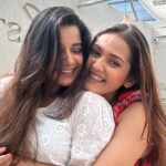 Kritika Sharma Instagram – BFFs 👯‍♀️ game! @sama__0810 💓 

#bff #bestfriends #quizforbff #quiz