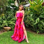 Kritika Sharma Instagram – When you want to turn heads! 
Outfit @siseraa_ 
Styled by @the_neerajpandey 
Earrings @trazenie 
Location @cinnamongrandcolombo 

#travel #srilanka #gown #girl #model #indian #howtoposeingown #redgown Cinnamon Grand Colombo