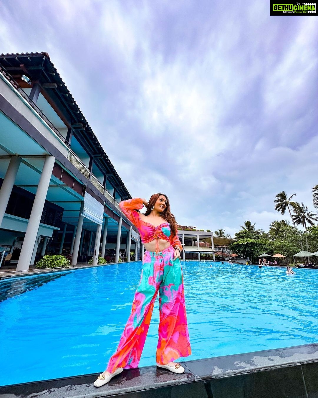 Kritika Sharma Instagram - Pool party ready 🦋 Outfit @trazenie Styled by @rimadidthat @cinnamonbeyberuwala @goldcoastfilmsofficial @scy.awards #CinnamonBeyBeruwala #CinnamonHotels #VisitSriLanka #TravelWithWalkersTours #SCYistheLimit #srilanka
