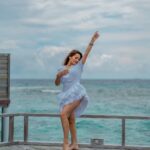 Kritika Sharma Instagram – Once upon a time in the maldives 🤍
📸 @mesmerizingmaldivesphoto 
Outfit @thegroomingcollection 
Stylist @the_neerajpandey 
Location @velassarumaldives 
Travel partner @osmoholidays VELASSARU MALDIVES