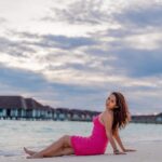 Kritika Sharma Instagram – Aquaholic 💙 
Location @velassarumaldives 
Pristine beaches and beautiful sunsets ! 
Outfit @urbanic_in 
📸 @mesmerizingmaldivesphoto
Travel partner @osmoholidays VELASSARU MALDIVES