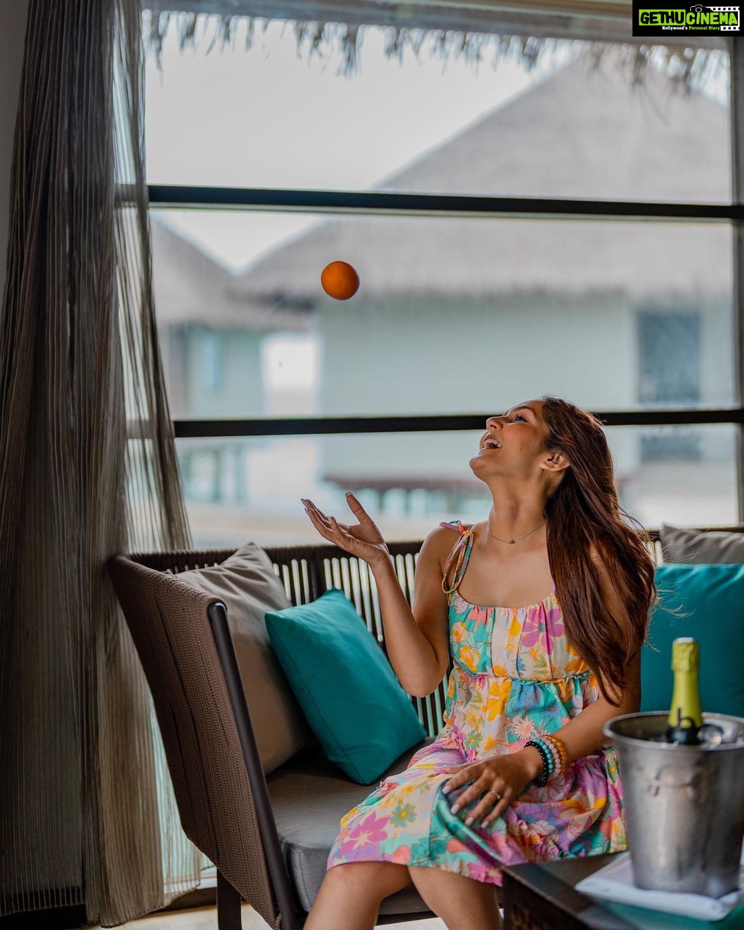 Kritika Sharma Instagram - Maldives ❤️ Had an amazing stay at @velassarumaldives Highly recommend this heaven like resort for your next vacation to maldives ! We stayed in water bungalow with pool ! The views were breathtaking ! Food was delicious and the produce was very fresh and they have Some beautiful restaurants ! Infinity pool and the beaches are pristine ! A must visit ! Thank you for making our stay memorable ! Travel partner @osmoholidays Outfit @athenalifestyle.in Styling @styling.your.soul Brand Pr @socialpinnaclepr VELASSARU MALDIVES