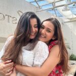 Kritika Sharma Instagram – A day spent well with by bff @sama__0810 
@threestoriesmumbai 

#friendship #bff #restraunt #lunchdate #3stories Mumbai, Maharashtra