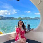 Kritika Sharma Instagram – Sunset cruise by @mantablucruises ! 
Outfit @luluandskyofficial 

#travel #malaysia #langkawi #trip #cruise Langkawi Island