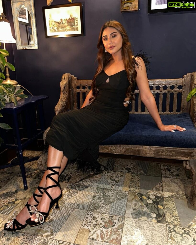 Krystle D'Souza Instagram - All Black 🖤 . . Outfit - @leaclothingco