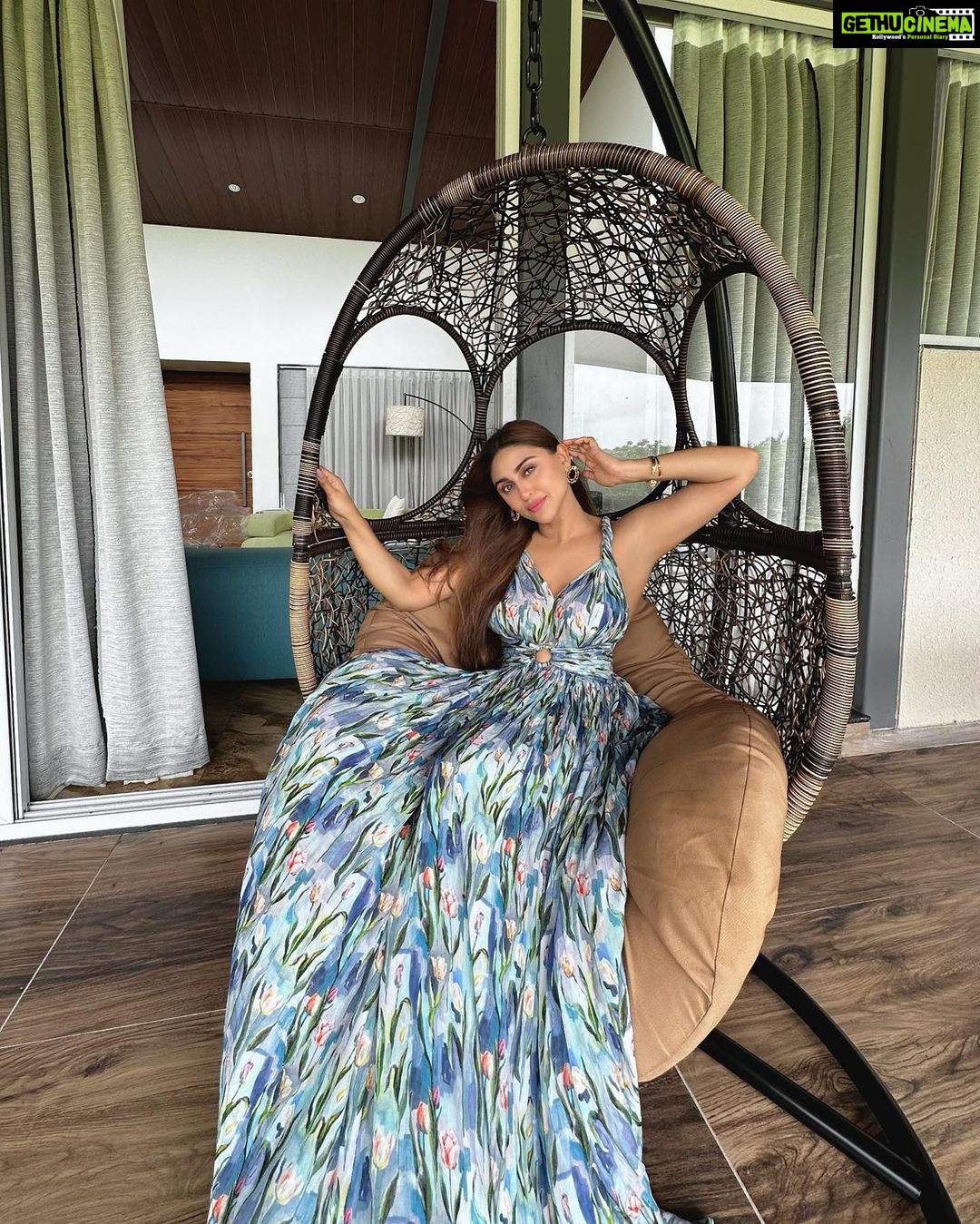 Krystle D'Souza Instagram - A weekend filled with so much fun, love and laughter at @bel.air.mansion villa by @stayvista_official in Lonavala π Itβs the perfect weather to book yourself a fun getaway!! USE MY DISCOUNT CODE: KRYSTLE100 π¦ . . . #villa #lonavala #travel #holiday #getaway #girls #roadtrip #hosted #sponsored #collaboration